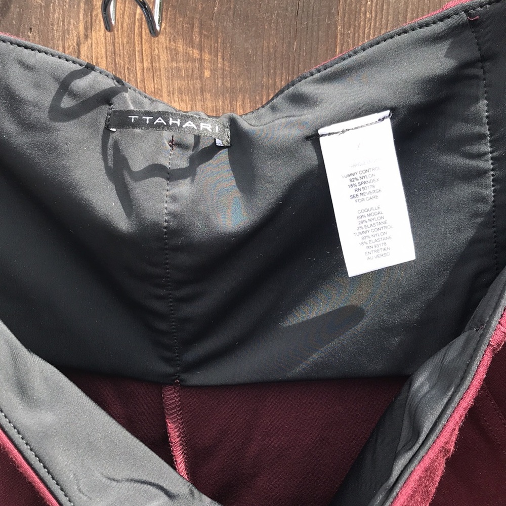 T TAHARI Tummy Control Leggings - Picture 3 of 5